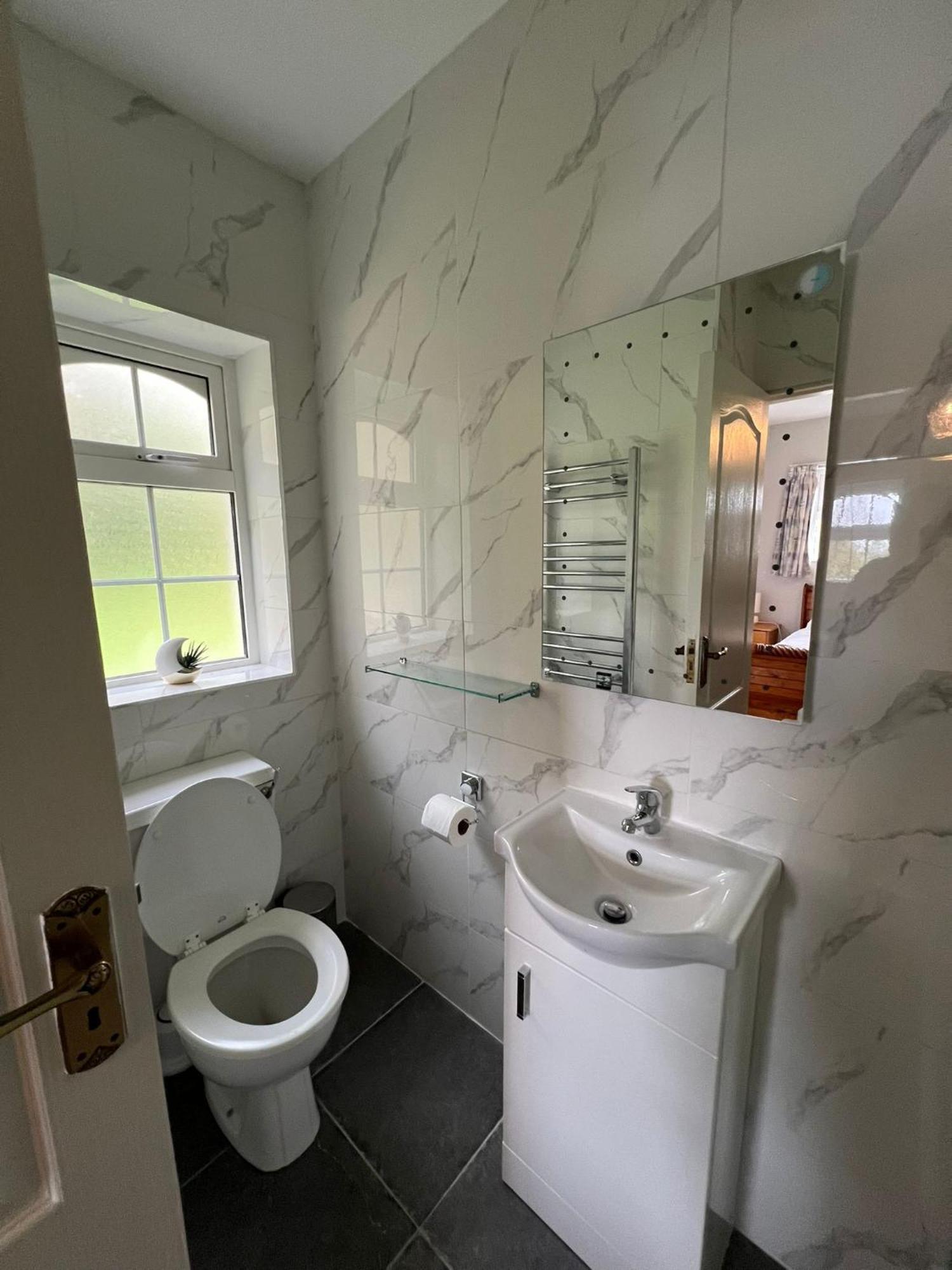 Woodville Lodge Guesthouse Killarney Bagian luar foto