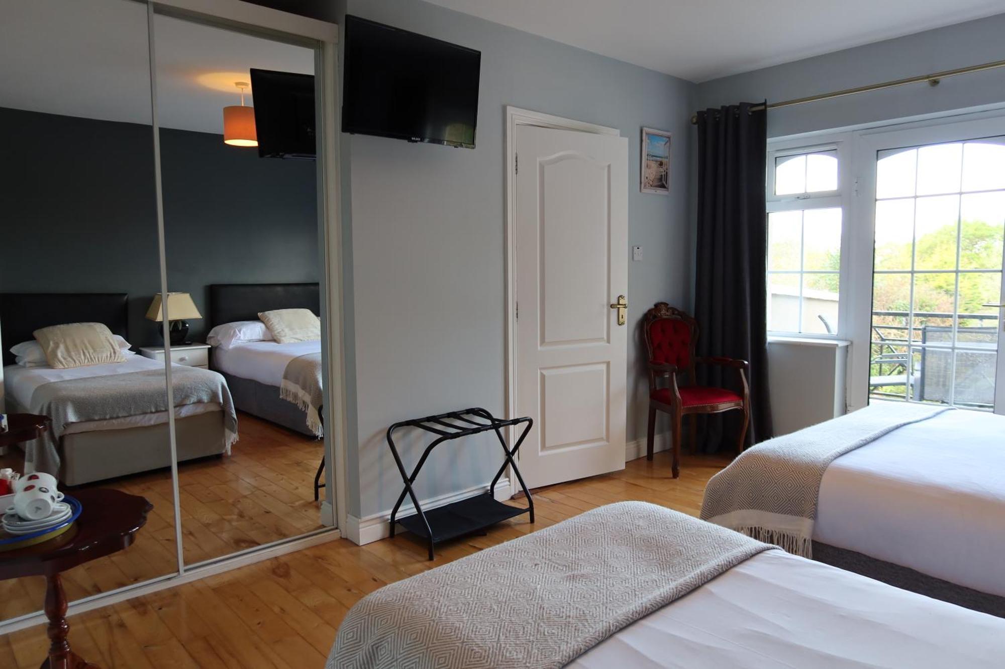 Woodville Lodge Guesthouse Killarney Bagian luar foto