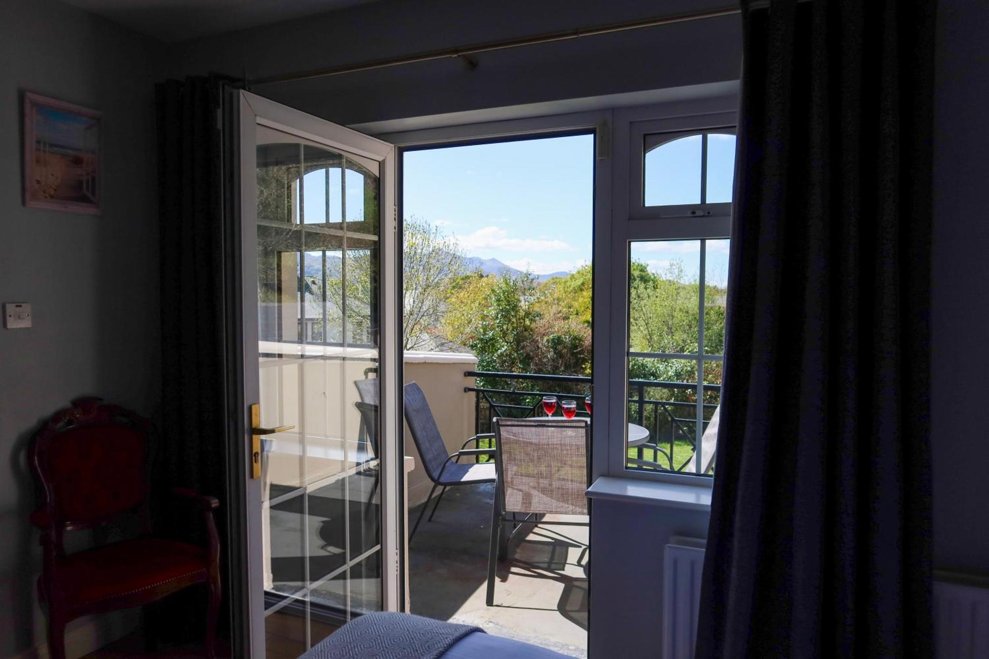 Woodville Lodge Guesthouse Killarney Bagian luar foto