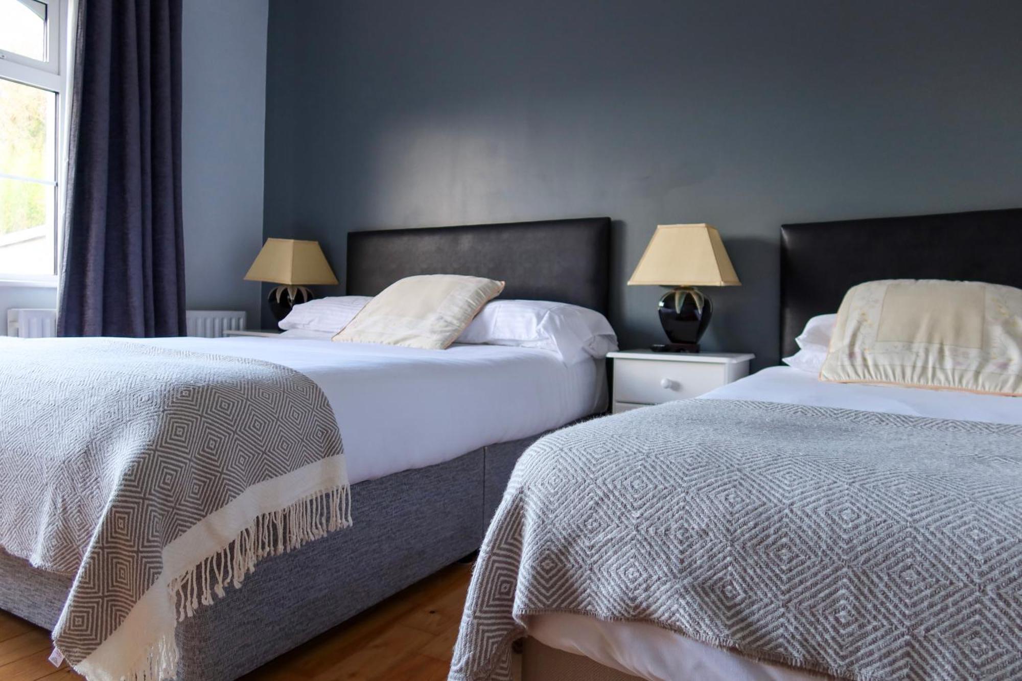 Woodville Lodge Guesthouse Killarney Bagian luar foto