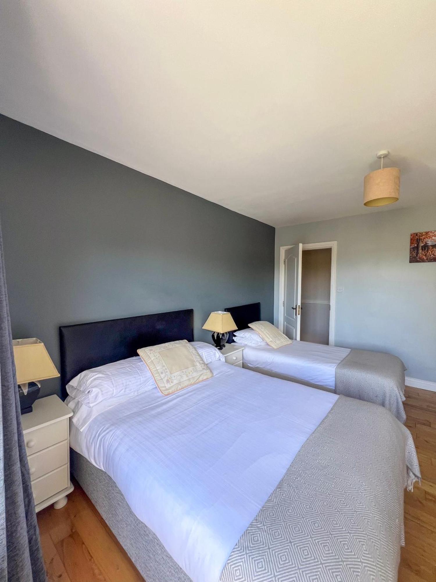Woodville Lodge Guesthouse Killarney Bagian luar foto